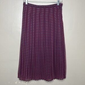 BANANA REPUBLIC Pleated Skirt Navy & Burgundy Geometric Floral Pattern Modest 2